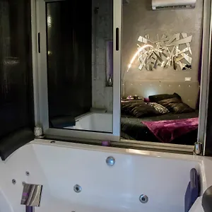  Apartment Jacuzzi Suitesweetrome Italy