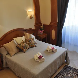  Apartment Imperial Crown Italy